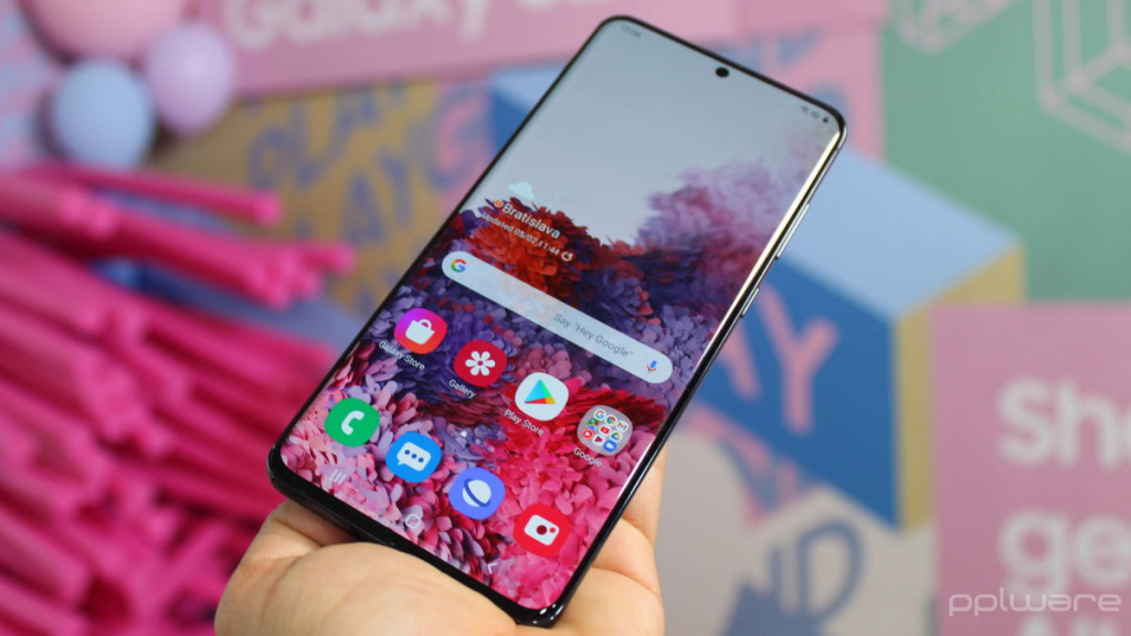 2021 ainda agora começou e já está a trazer problemas para a OneUI 3.0 da Samsung