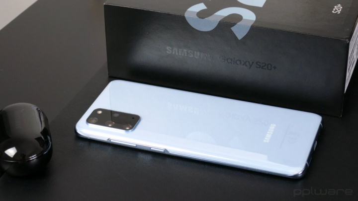 Galaxy S20 Samsung One UI smartphones