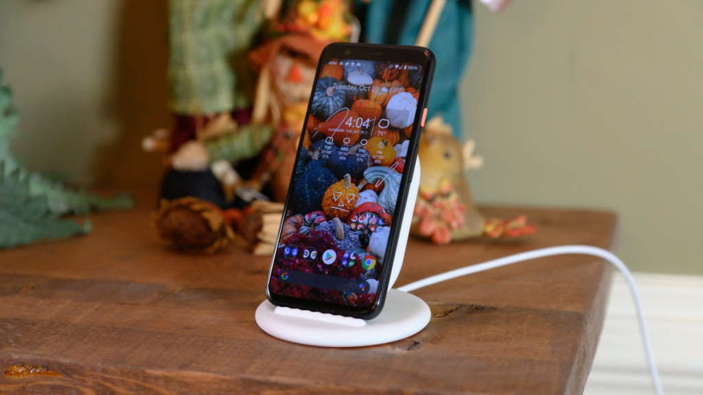 Carregamento sem fios? O Android 11 vai alertar se o smartphone estiver mal posicionado