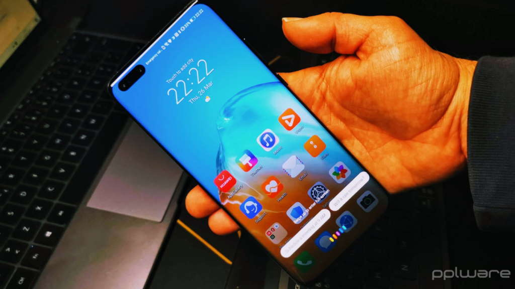 Hey, Celia! P40 apresentou a nova assistente virtual da Huawei