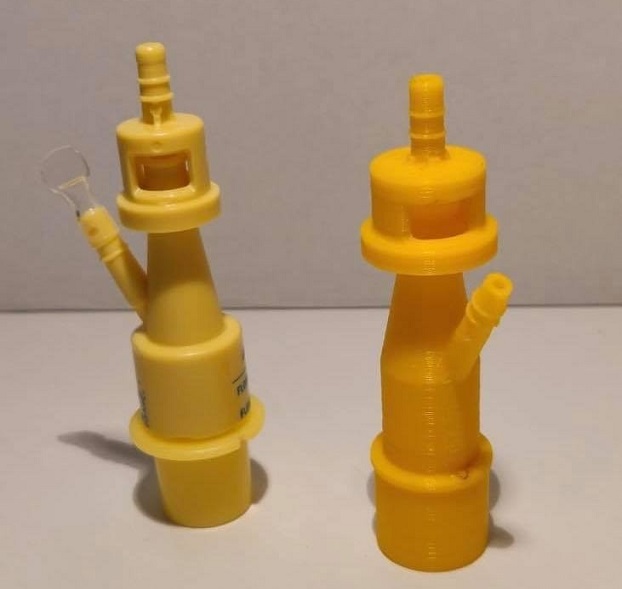 A válvula original (à esquerda) e a válvula em 3D (à direita).