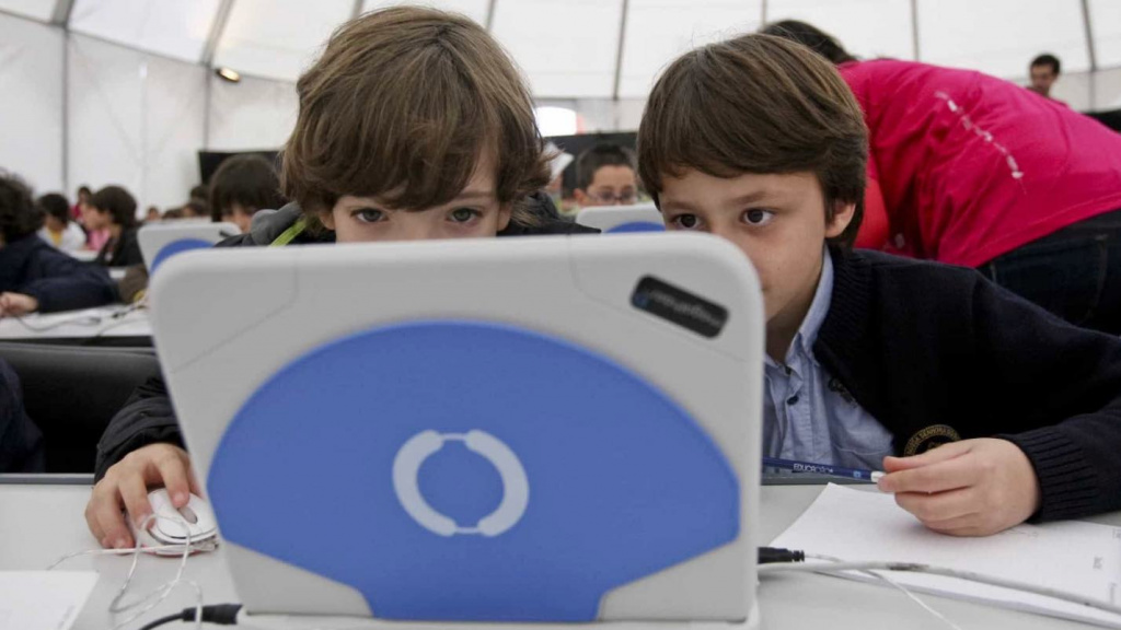 Vem aí um novo Magalhães? António Costa diz que será ainda melhor