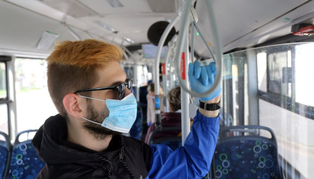 Transportes Públicos: Não usar máscara dá multa até 350 euros