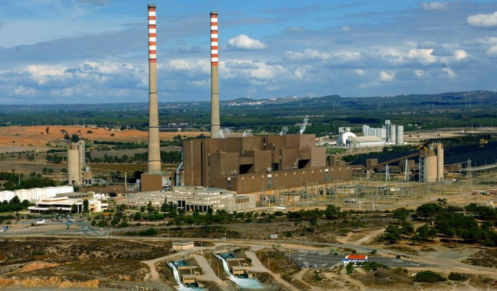 Portugal: Consumo de eletricidade caiu 12% e o de gás natural 26% em abril