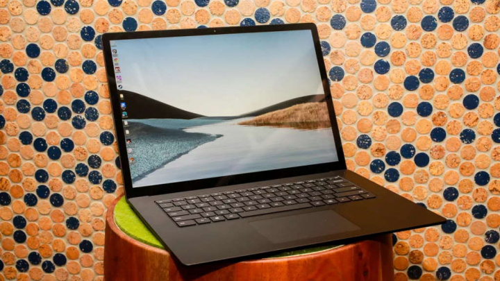 Microsoft Surface Laptop ecrã quebra