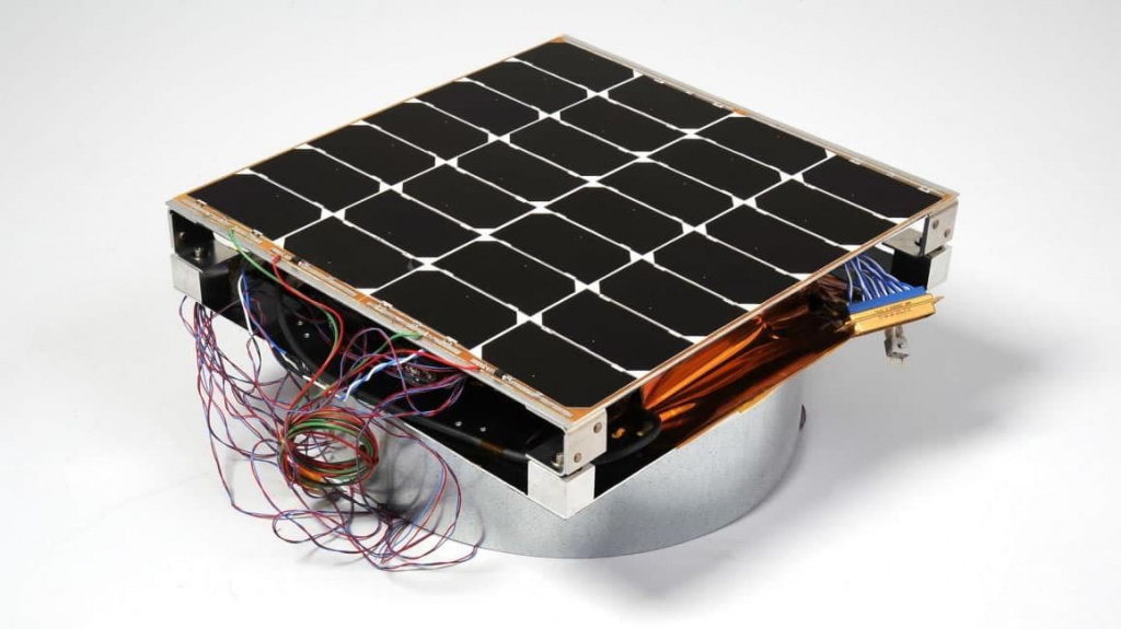 EUA testam painel solar para captar energia no espaço e irradiar para a Terra