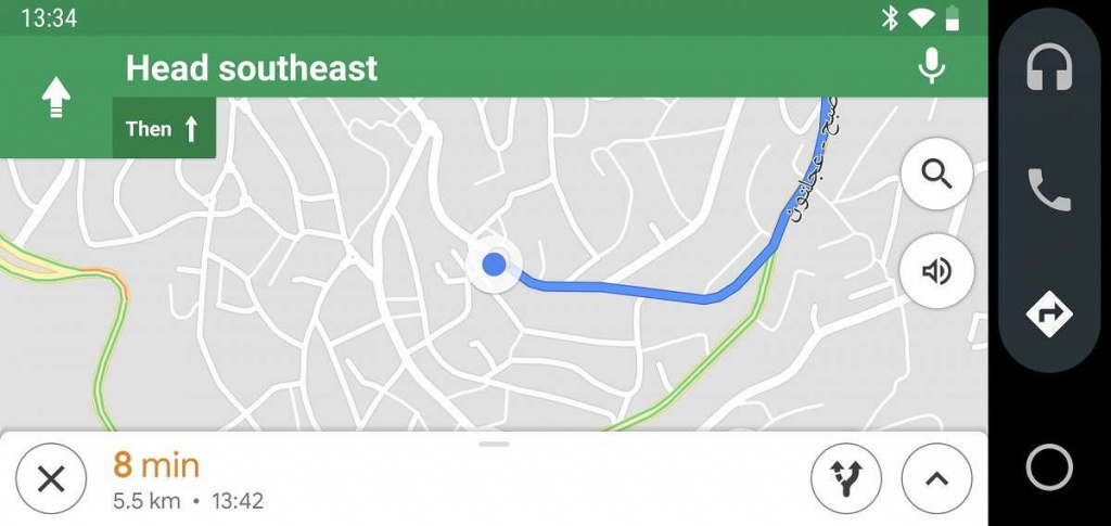 Google Maps Android Auto smartphone