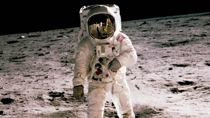 Imagem da NASA do primeiro homem na lua