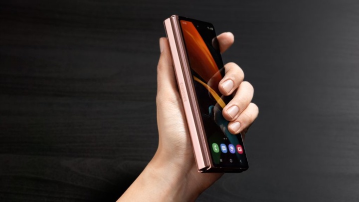 Chegou o Samsung Galaxy Z Fold2, o novo smartphone dobrável