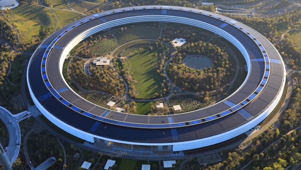 Apple apresenta resultados do trimestre fiscal e bate de novo recordes