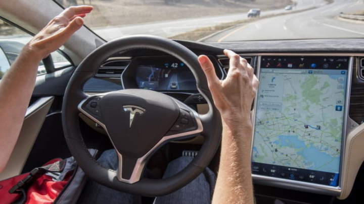 Condução autónoma da Tesla de Elon Musk