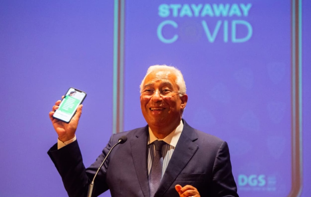 STAYAWAY COVID: Downloads de aplicação dispararam mais de 140%