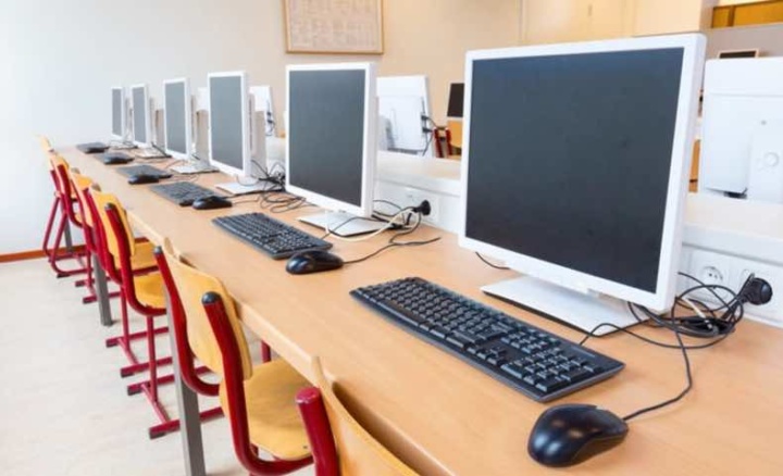 COVID-19: Que se passa com os 100 computadores para as escolas?