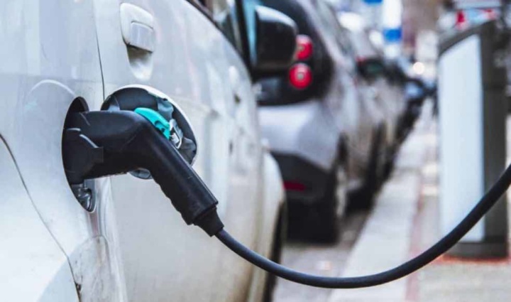 Marcas de carros elétricos contra a "nova" medida do Governo
