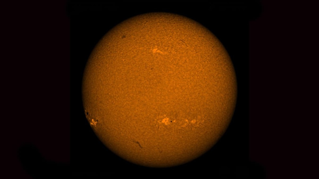 Astrónomos previram um evento no Sol que está agora a acontecer
