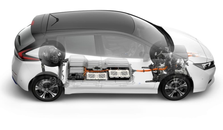 Nissan Leaf: Bateria e mão de obra voltam a custar 23 mil euros?