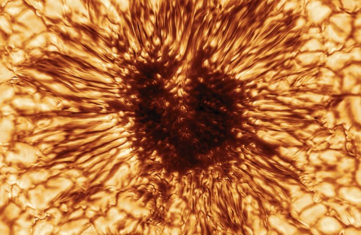 Imagem mancha solar captada no Sol de janeiro pelo maior telescópio do mundo