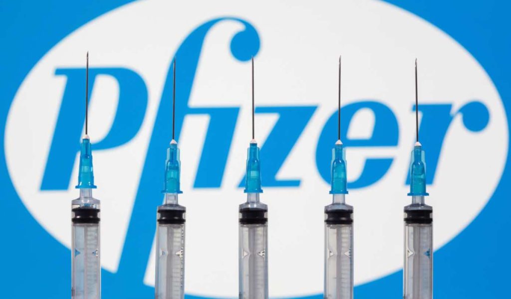 Tomou a vacina da Pfizer? Pode vir a ter de tomar terceira dose
