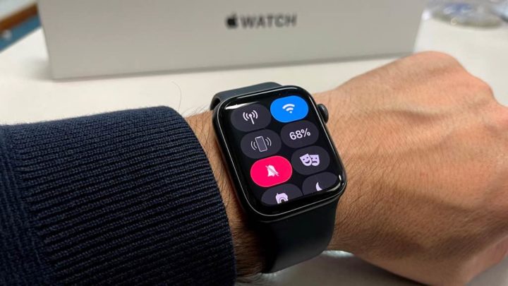 NOS: Já pode ter um telemóvel no pulso com um Apple Watch