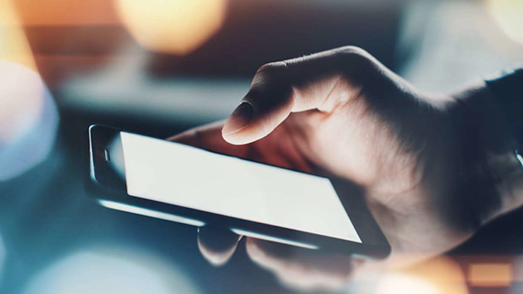 Falha no Signal, Facebook Messenger e Google Duo permitia espiar os utilizadores