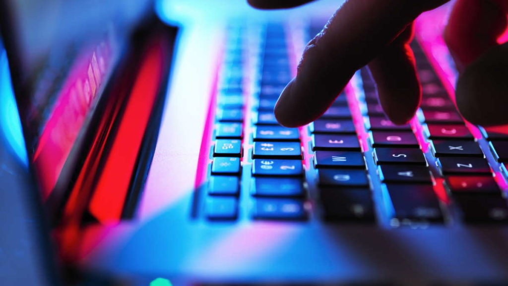 COMB: 3,2 mil milhões de emails e passwords reveladas na maior compilação de sempre