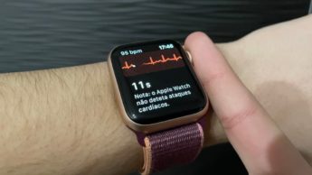 Imagem Apple Watch a fazer um ECG