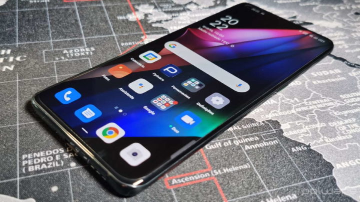 OPPO Find X3 Pro smartphone