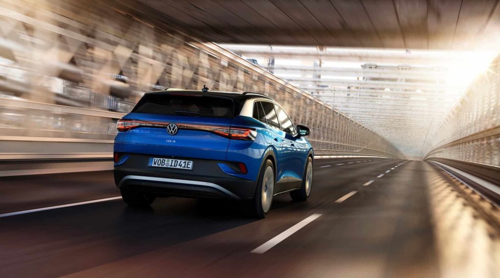 Volkswagen terá de suspender a produção de elétricos devido à escassez de chips