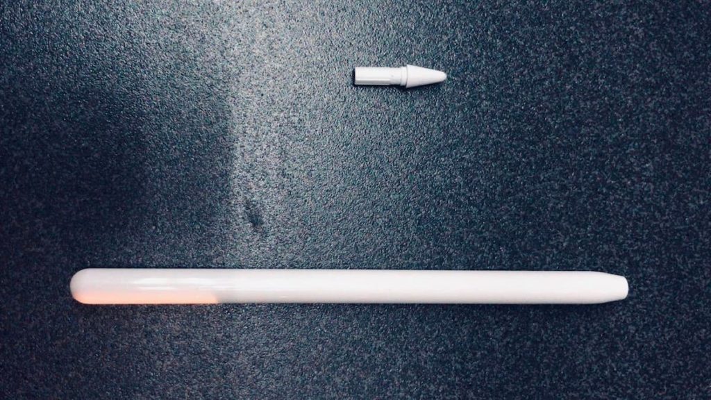 Apple Pencil poderá ter uma nova versão, segundo as imagens partilhadas na internet