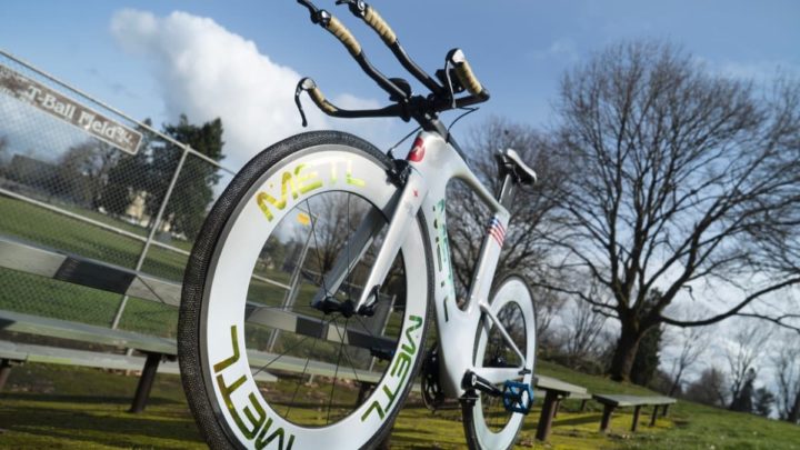 Imagem de bicicleta com pneus fabricado com tecnologia NASA