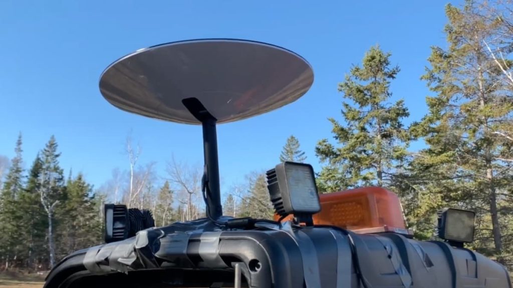 Starlink pede autorização para levar internet via satélite aos aviões, carros, barcos…