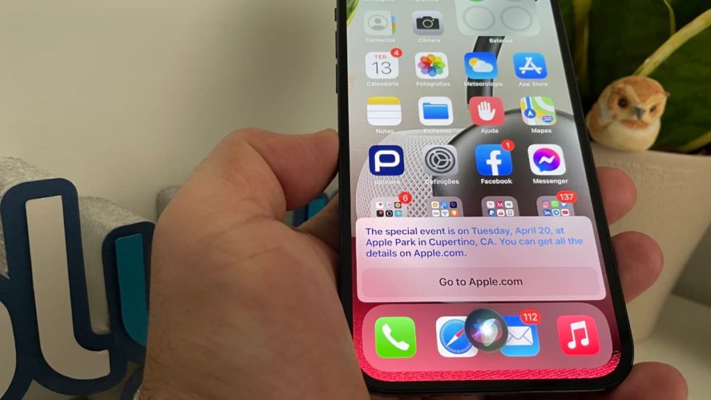 A Siri revela que o próximo evento da Apple é no dia 20 de abril