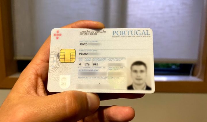 La tarjeta de ciudadano y el pasaporte ya no son adecuados para la residencia en el Reino Unido