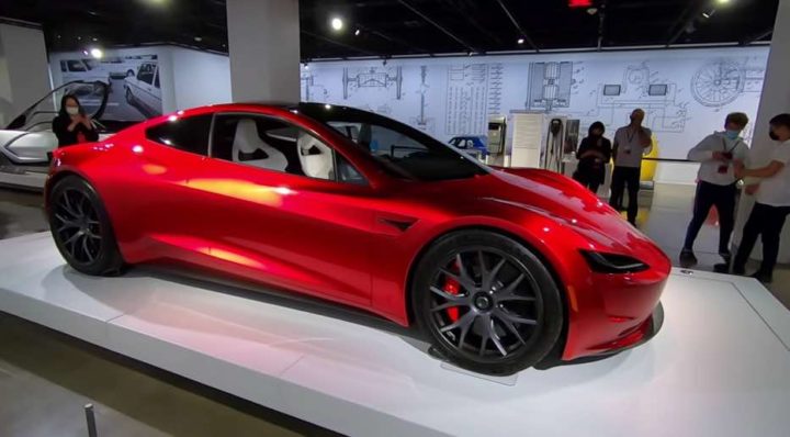 Tesla Roadster vai dos 0 aos 100 Km/h em apenas 1,1 segundos