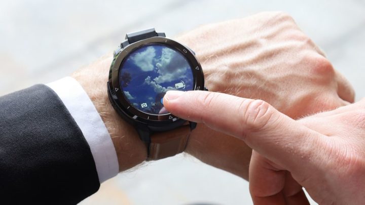 Smartwatch KOSPET Optimus 2 - o seu próximo telefone de pulso com câmara retrátil