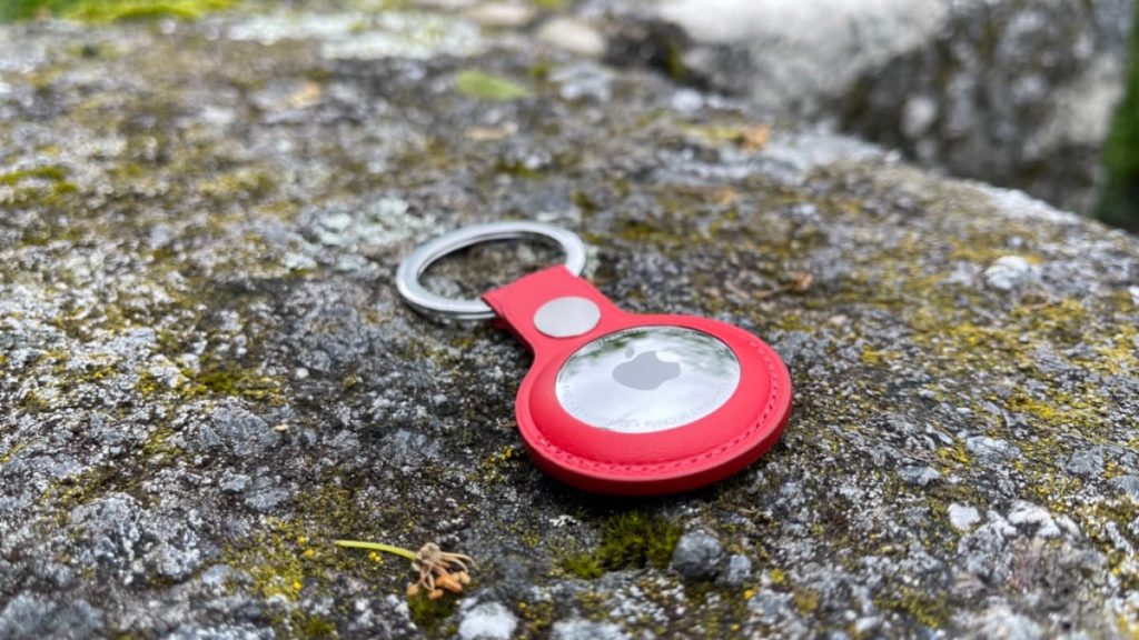 Apple lança nova atualização de software para os AirTags