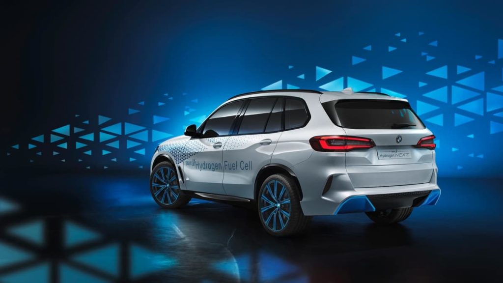 BMW X5 movido a células de combustível de hidrogénio inicia testes