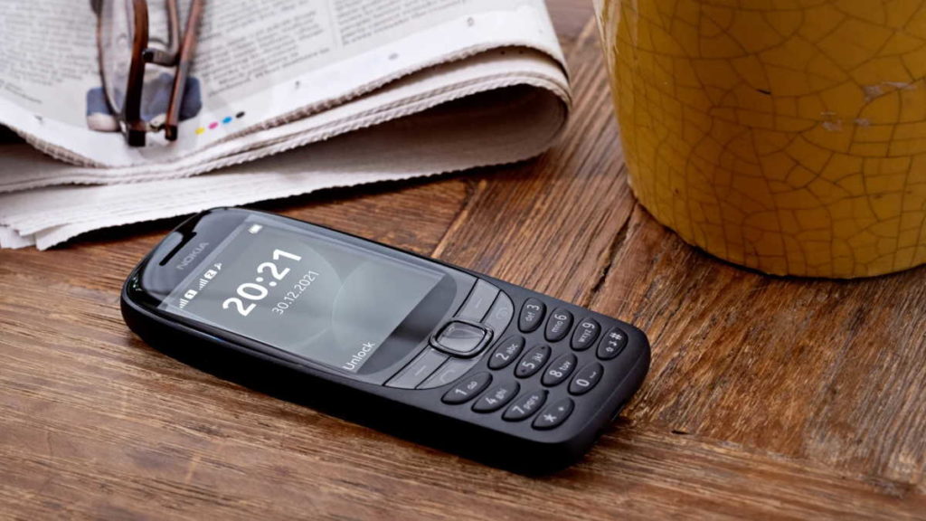 Preparados para a nostalgia? A Nokia lançou de novo o Nokia 6310, 20 anos depois