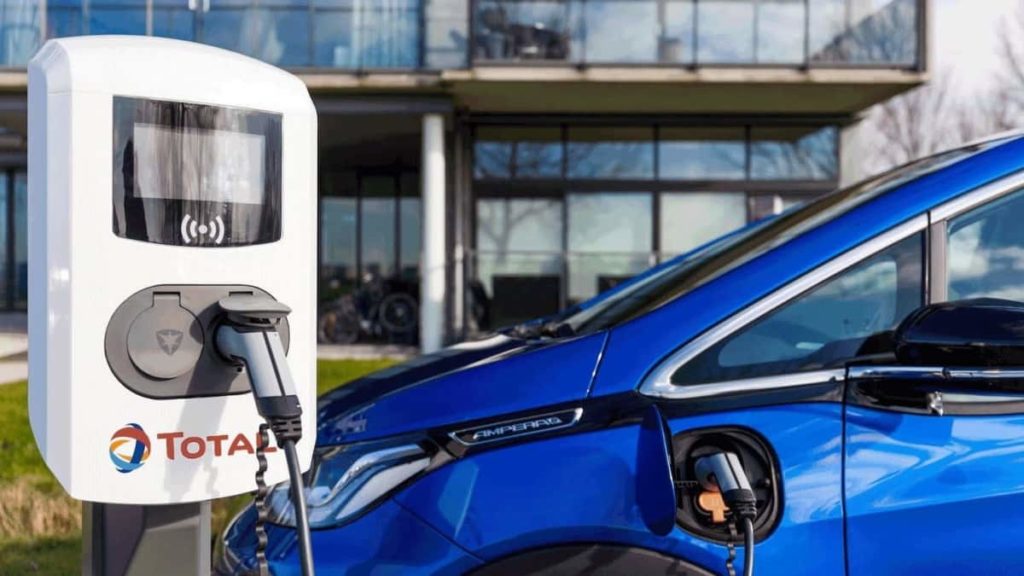 Alemanha investe €500 milhões para melhorar infraestruturas de carregamento