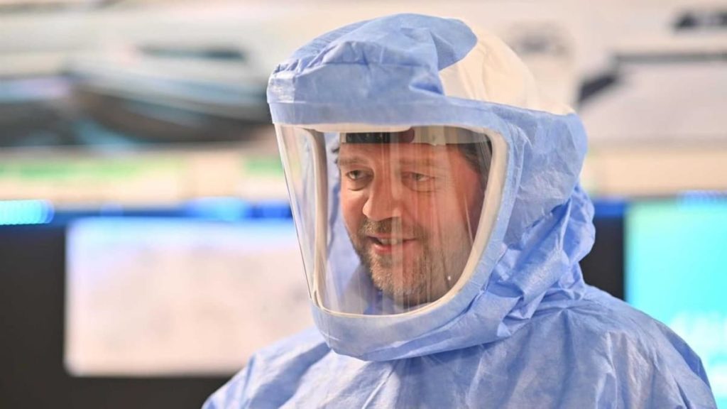 Capacete médico para cirurgias de risco nasceu em Portugal