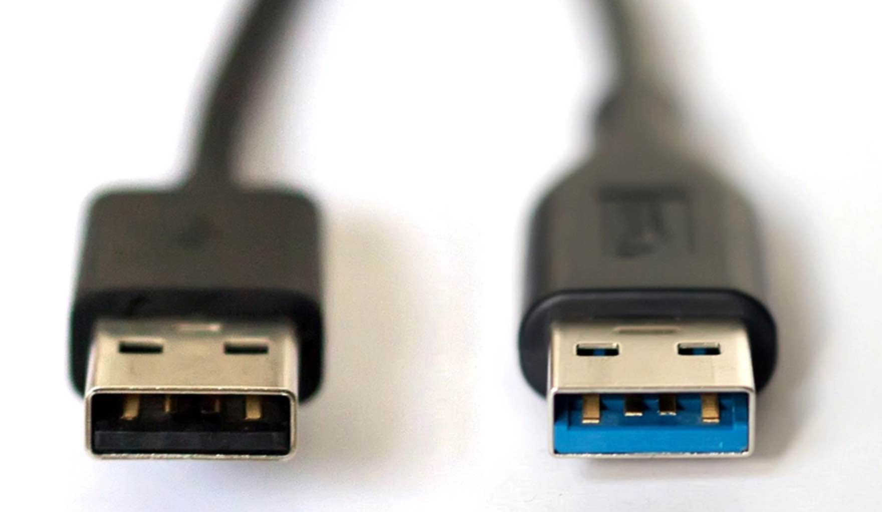 Búho Acorazado borgoña Conector USB azul ou preto! Sabe quais as diferenças?