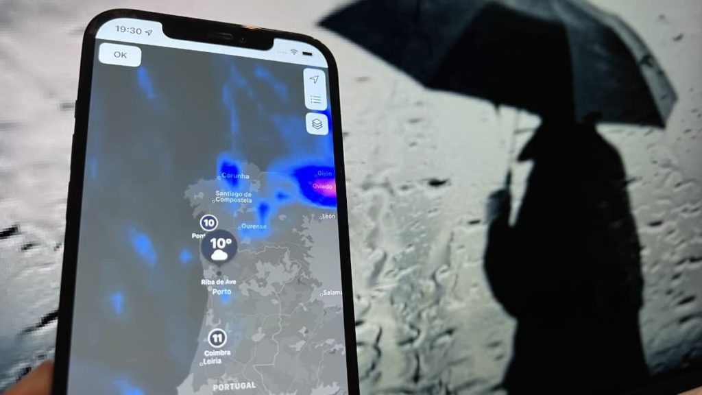 Sabia que o seu iPhone tem um mapa escondido que mostra onde e quando vai chover?
