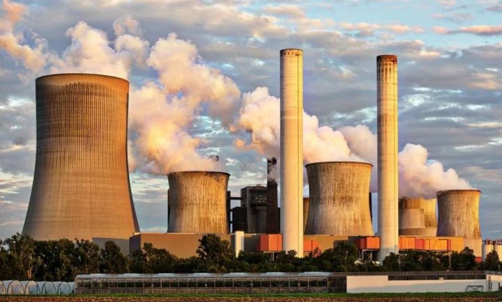 Energia nuclear é essencial para sair de mundo asfixiado pelo CO2