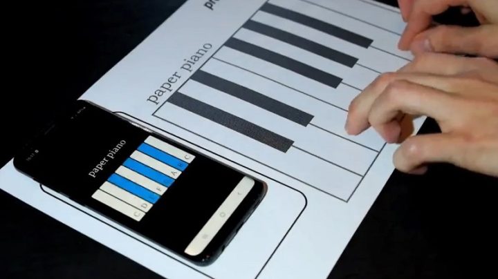 Paper Piano utiliza tinta conductora, un teléfono inteligente y NFC para producir sonidos