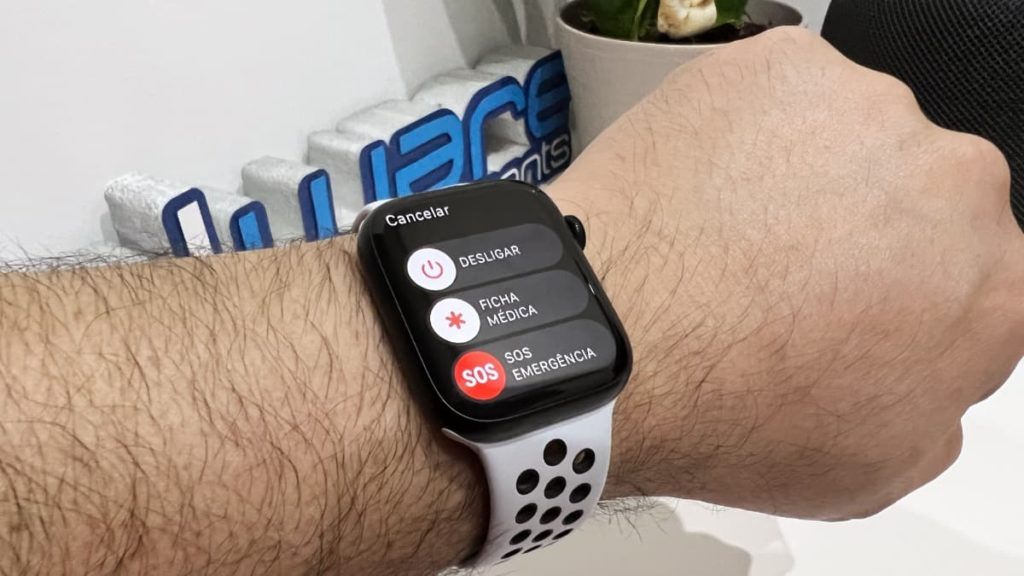 Apple partilhou histórias reais de utilizadores do Apple Watch que pediram socorro