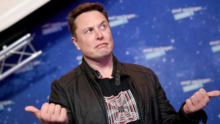 Imagem Elon Musk na notícia de que afinal não fará parte do conselho de administração do Twitter