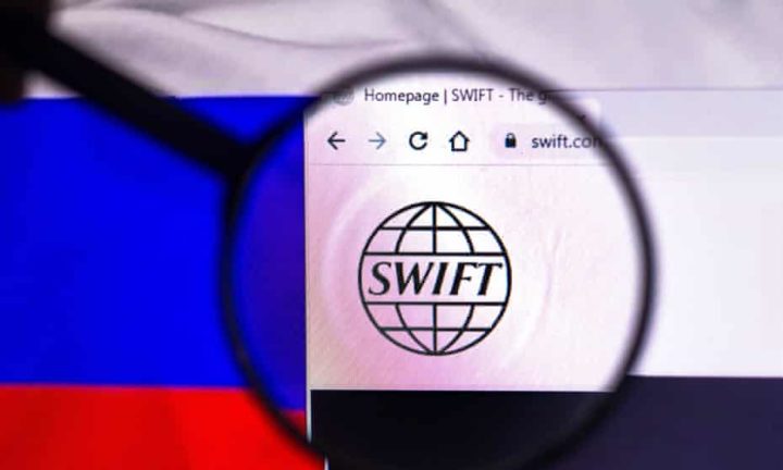 Exclusión de los bancos rusos del sistema SWIFT.  Descubre las ruinas…