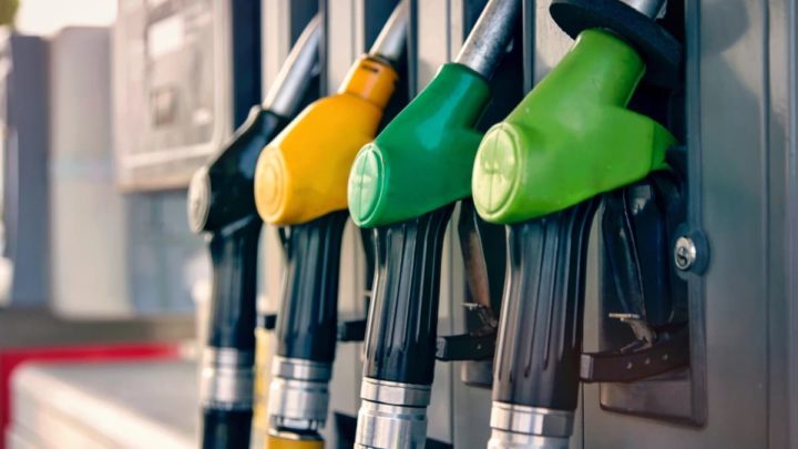 Autovoucher: Apoio de 0,40 euros/litro no combustível em abril