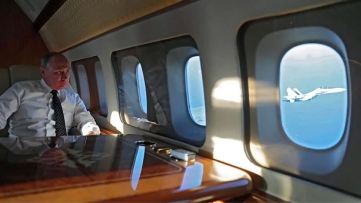 Imagem do interior do avião de Vladimir Putin que resiste a uma ataque nuclear