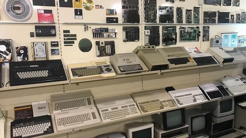 Museu com dezenas de computadores antigos foi destruído na Ucrânia